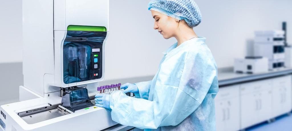 Проведение исследований в ветеринарной лаборатории Vet Union на современном оборудовании